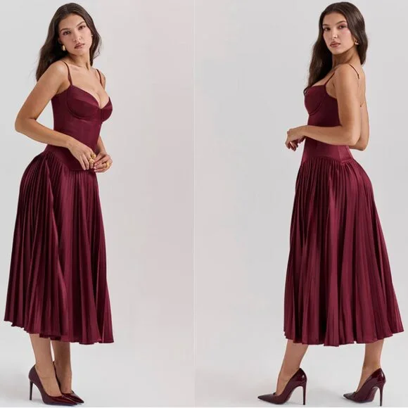 HOUSE OF CB 'Beau' Wine Pleated Midi Dress NWOT - Picture 5 of 10